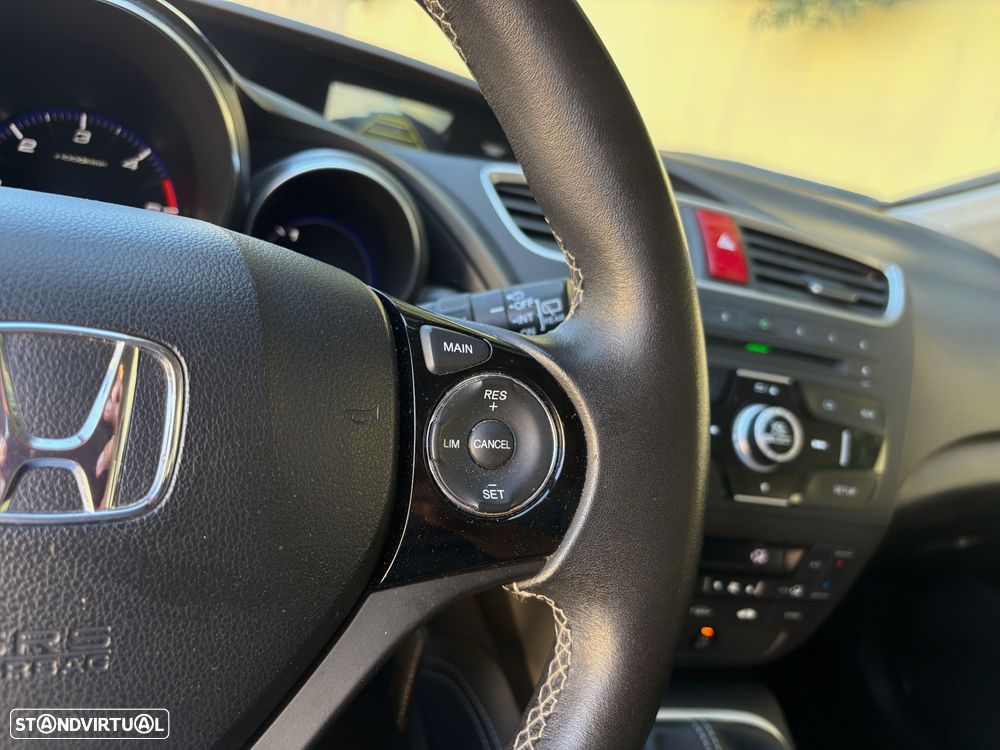 Honda Civic Tourer 1.6 i-DTEC Sport - 31