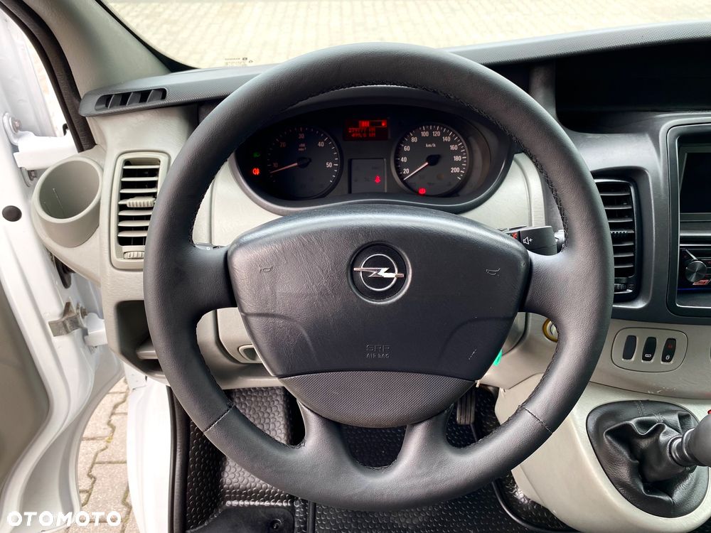 Opel Vivaro - 20