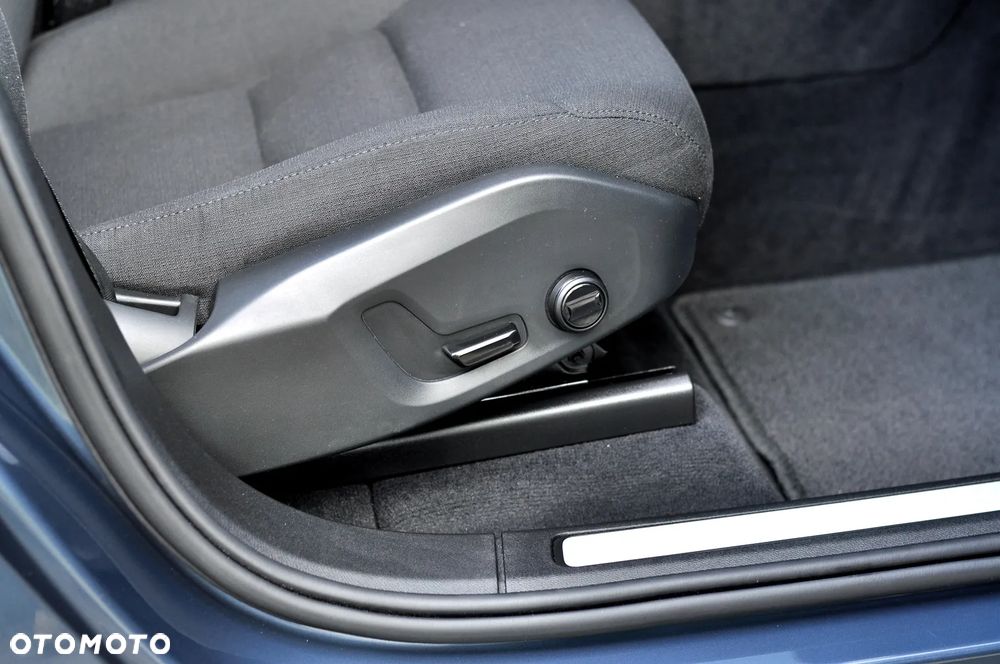 Volvo XC 60 T6 AWD Plug-In Hybrid Inscription Expression - 21