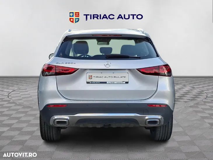 Mercedes-Benz GLA 250 e 8G-DCT Progressive - 5