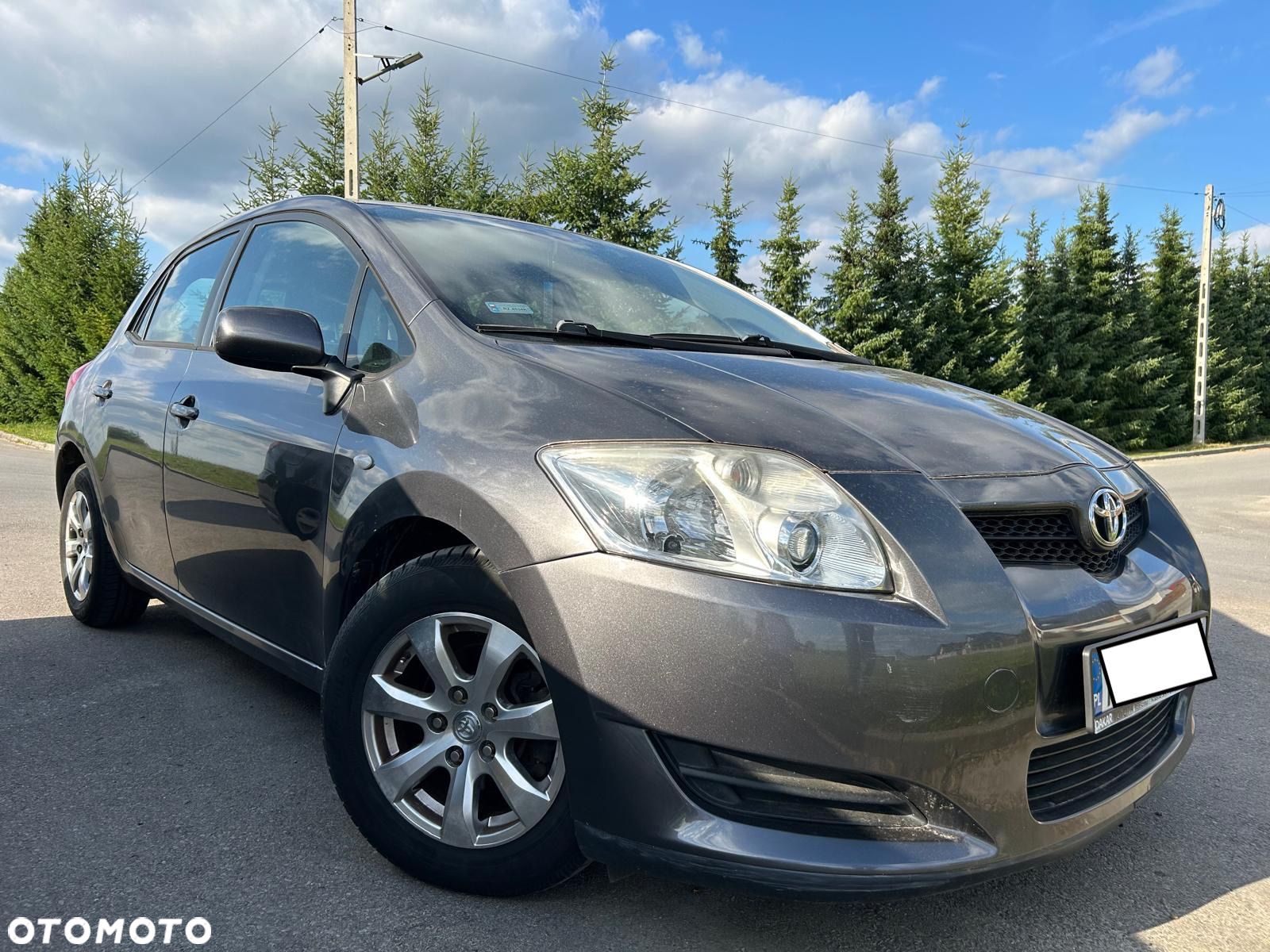 Toyota Auris 1.4 D-4D Premium - 1