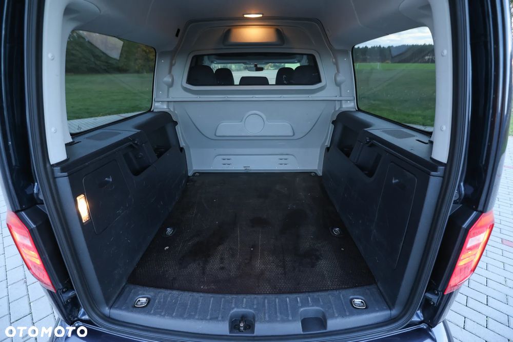 Volkswagen Caddy - 27