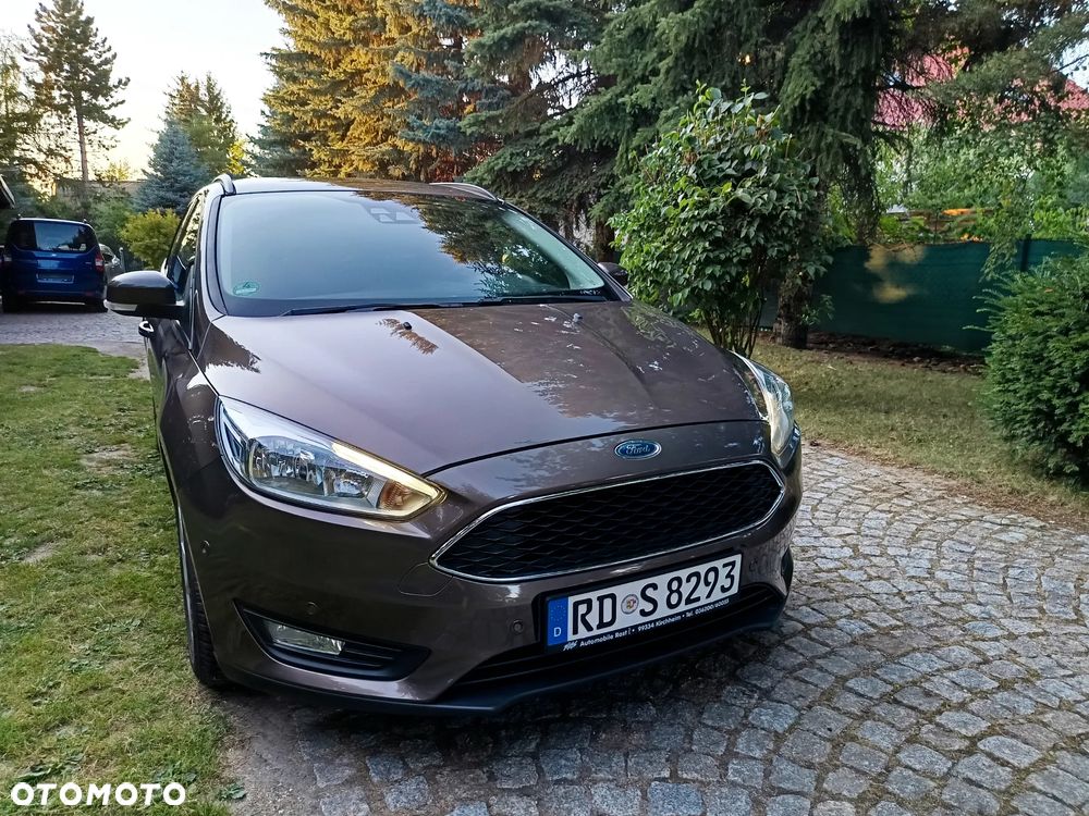 Ford Focus 1.0 EcoBoost STart-Stopp-System TITANIUM - 2