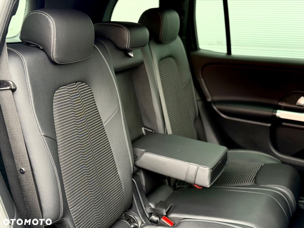 Mercedes-Benz GLB 220 d 8G-DCT AMG Line - 32