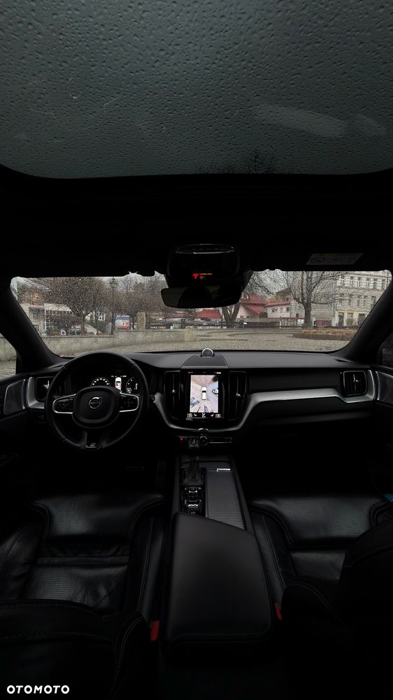 Volvo XC 60 T5 R-Design - 11