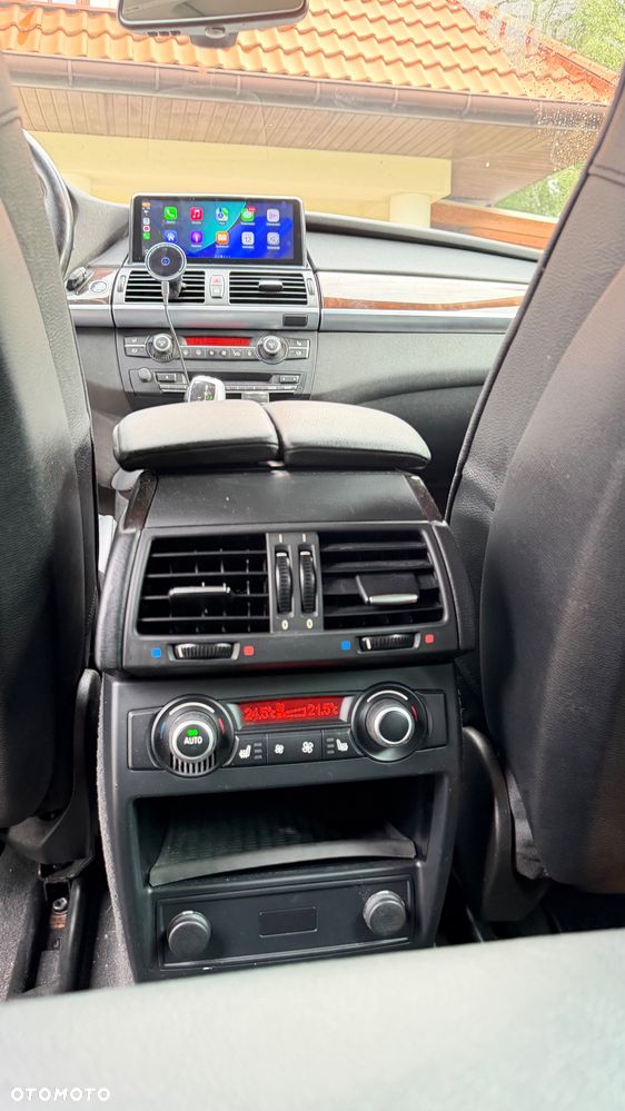 BMW X6 - 10