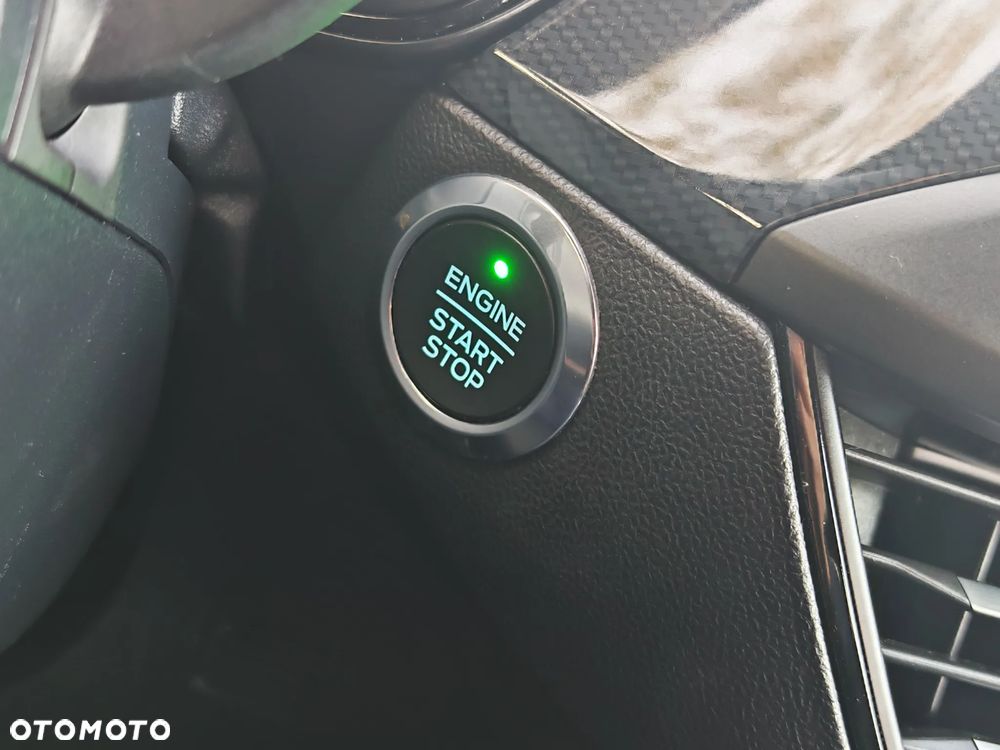 Ford Focus 1.5 EcoBlue Start-Stopp-System ST-LINE X - 31