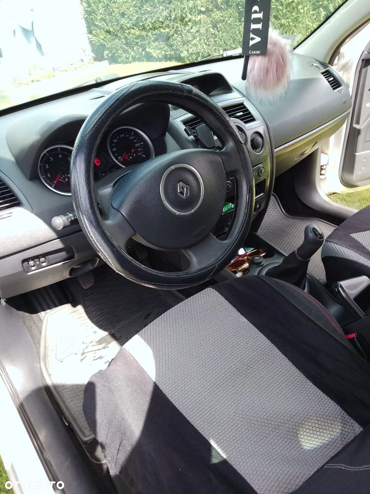 Renault Megane 1.6 16V Expression - 5
