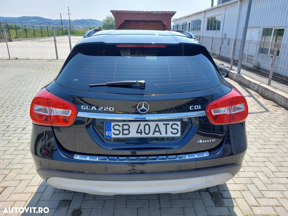 Mercedes-Benz GLA 220 CDI 4MATIC Aut. - 2