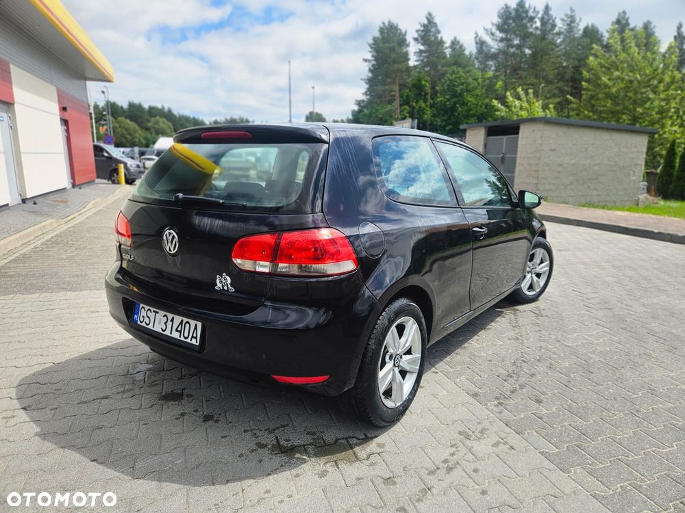 Volkswagen Golf - 5