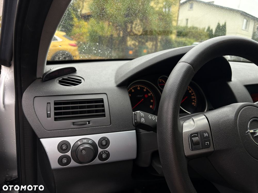 Opel Astra - 12