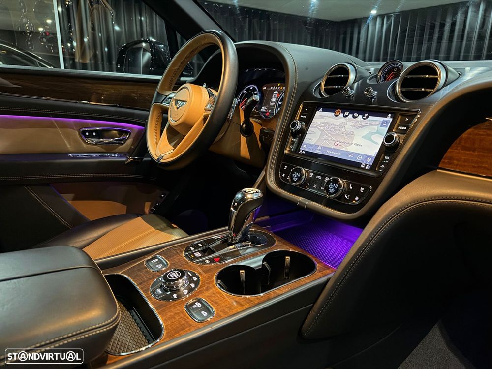 Bentley Bentayga 4.0 V8 - 47