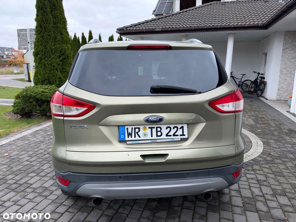 Ford Kuga 2.0 TDCi 2x4 Titanium - 5