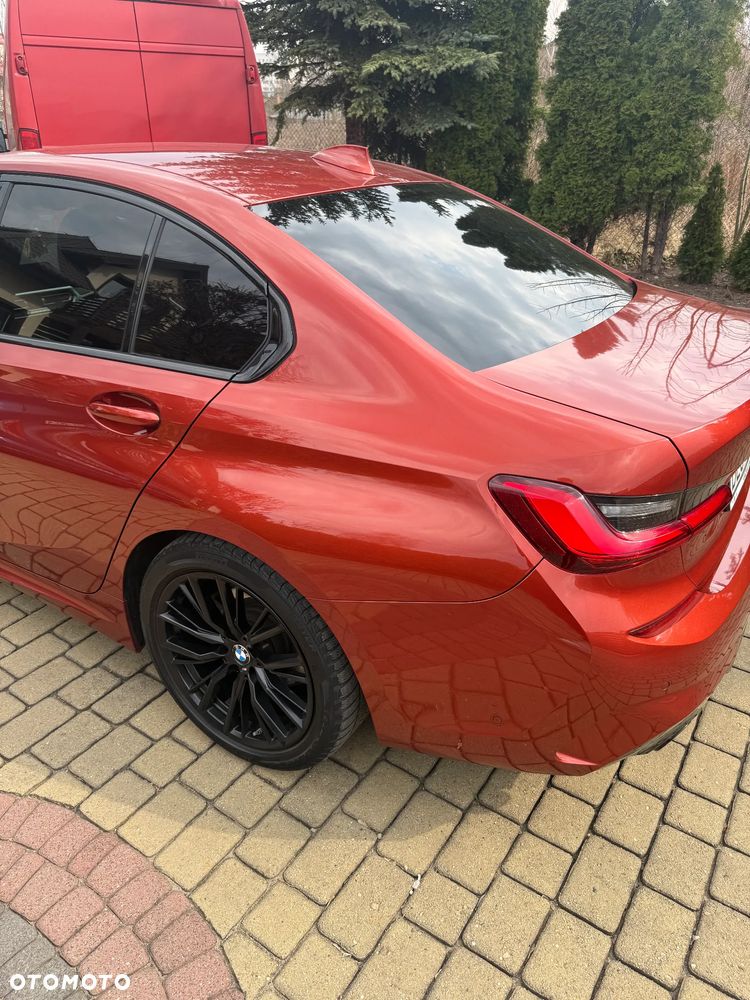 BMW Seria 3 320d xDrive Sport - 9