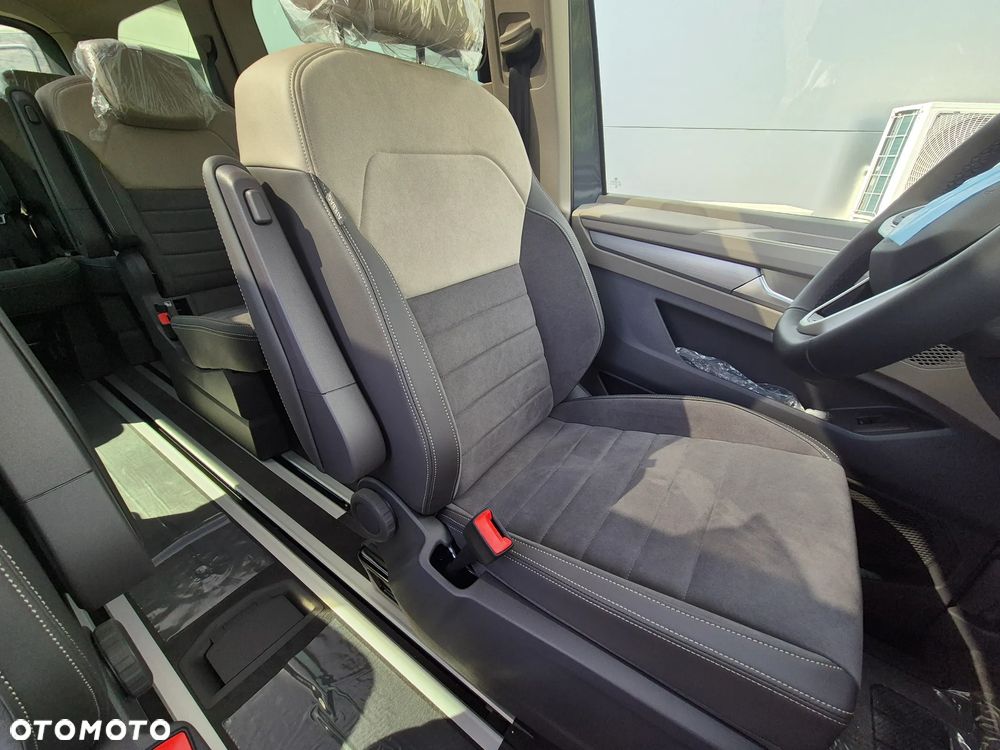 Volkswagen Multivan 2.0 TDI L2 Edition DSG - 12