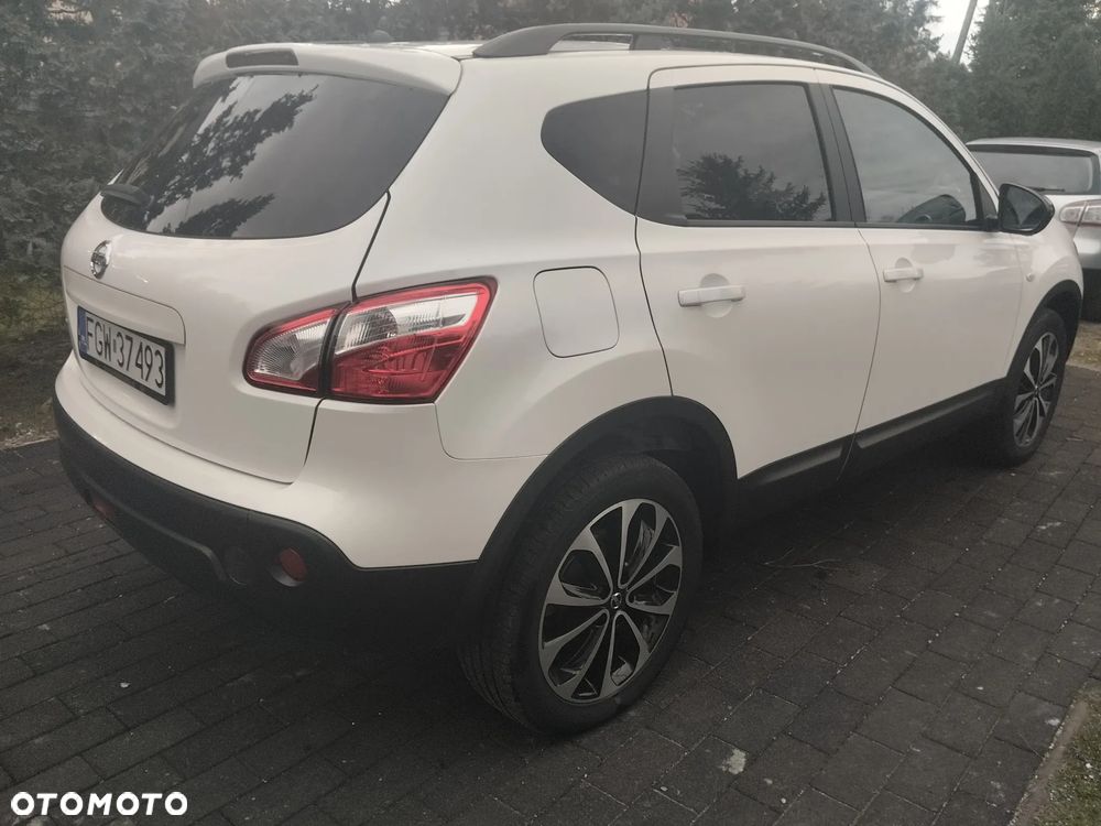 Nissan Qashqai 2013 photo 3