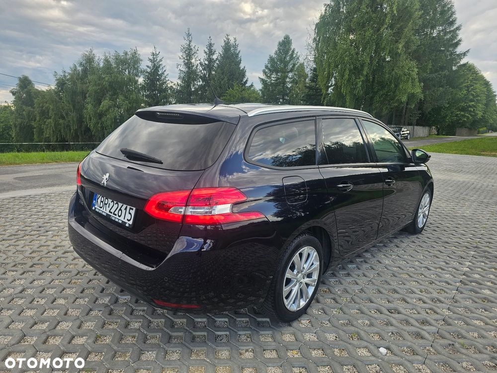 Peugeot 308 PureTech 110 Stop & Start Style - 4