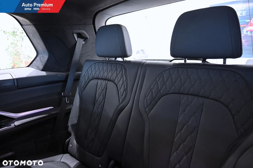 BMW X7 xDrive40d - 16