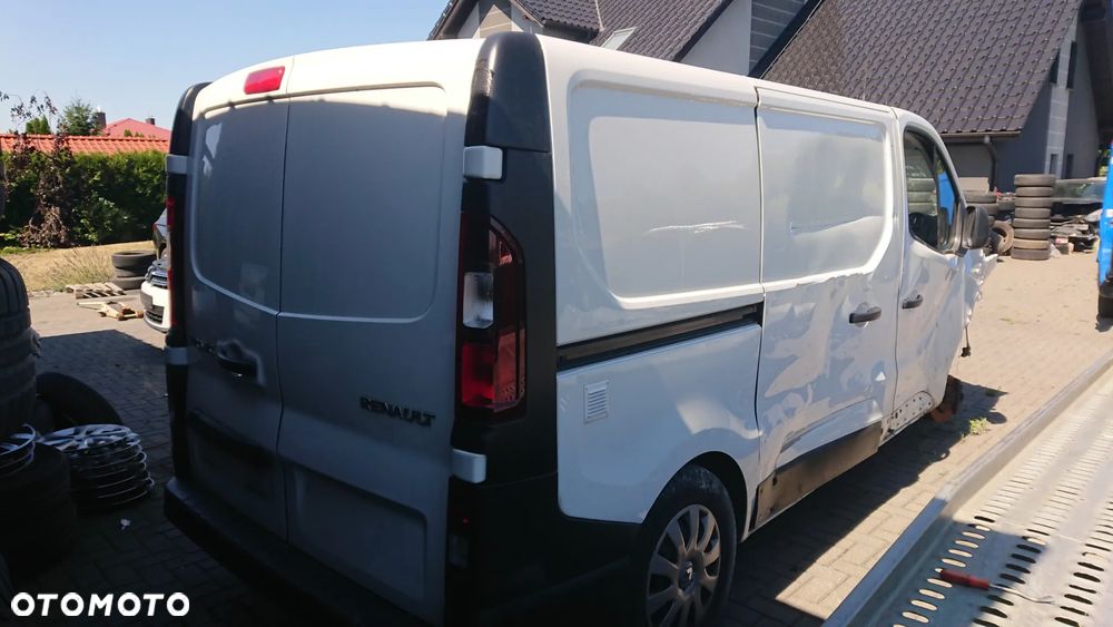 Renault Trafic - 21