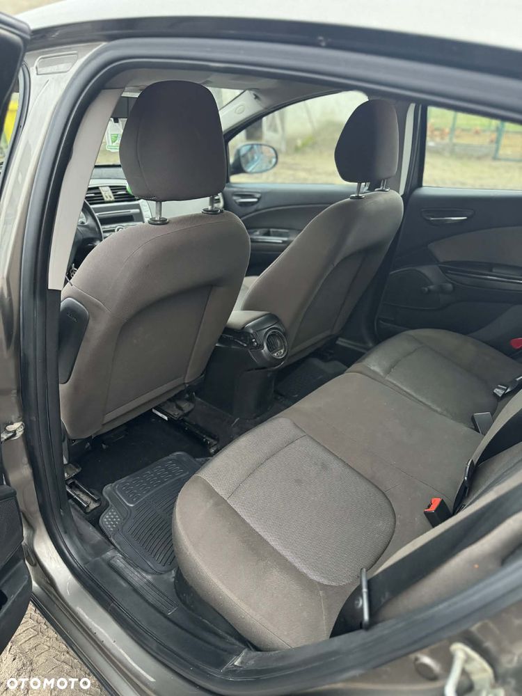 Fiat Bravo 1.9 Multijet Active - 5