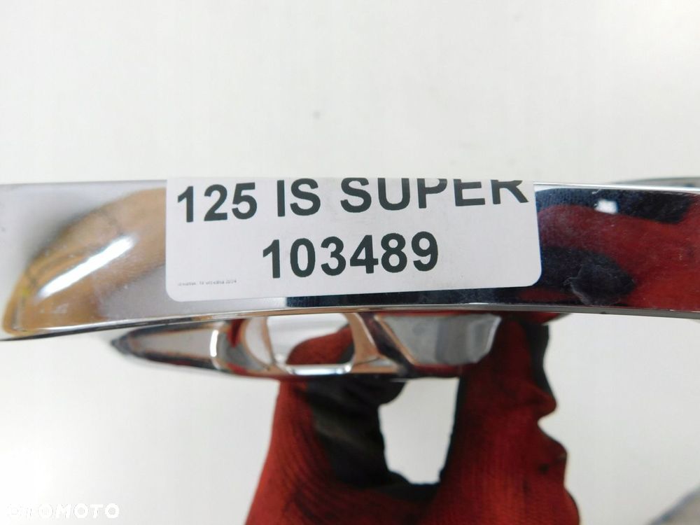 PIAGGIO VESPA GTS 125 IS SUPER CHROM RAMKA LAMPY TYŁ - 7
