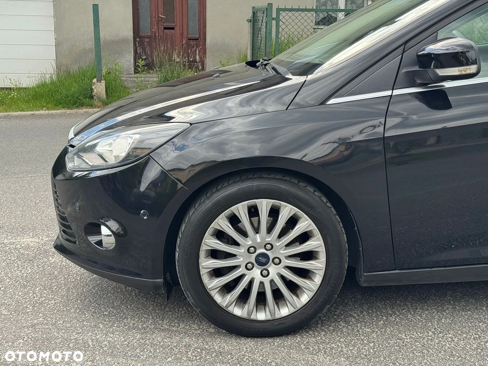 Ford Focus 1.6 EcoBoost Titanium - 24
