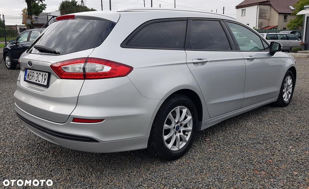 Ford Mondeo 1.6 TDCi ECOnetic Ambiente - 4
