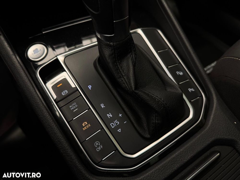 Volkswagen Golf Sportsvan - 16