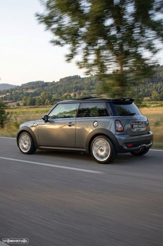 MINI 3 Portas Cooper S - 2