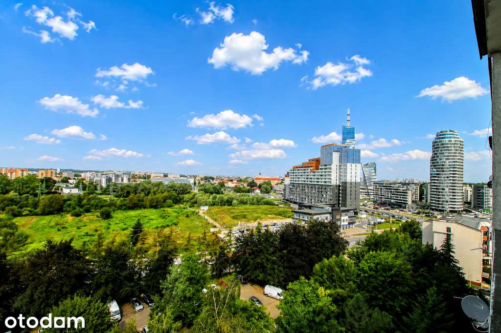 centrum, balkon, przestronne, świetne pod wynajem