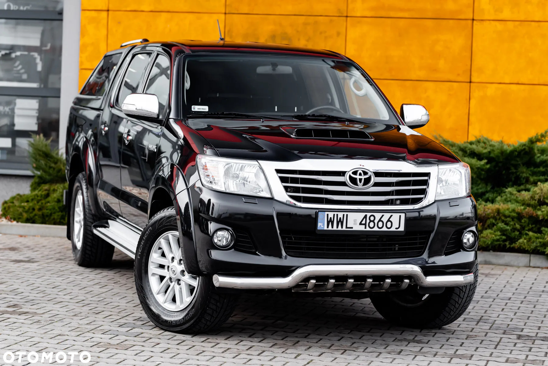 Toyota Hilux 3.0 D-4D SR5 - 4