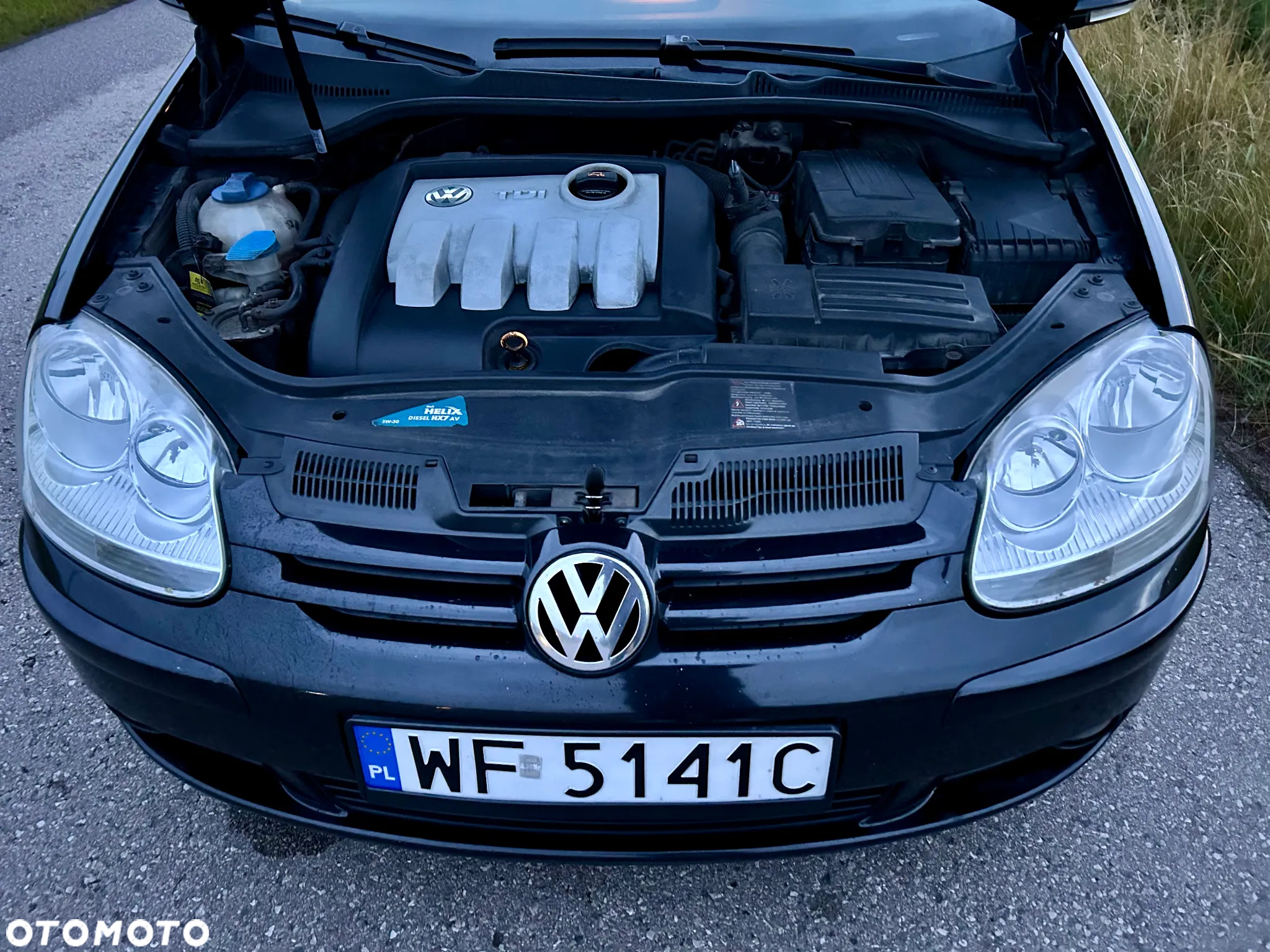 Volkswagen Golf V 1.9 TDI Comfortline - 17