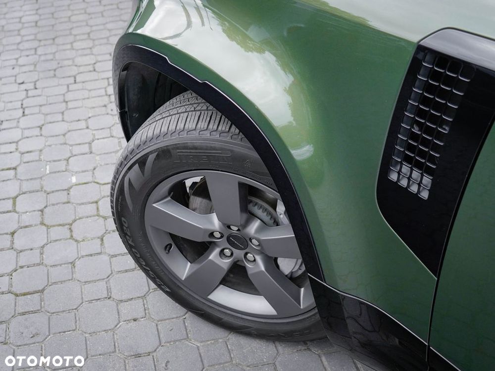 Land Rover Defender 3.0 D350 mHEV X-Dynamic SE - 9