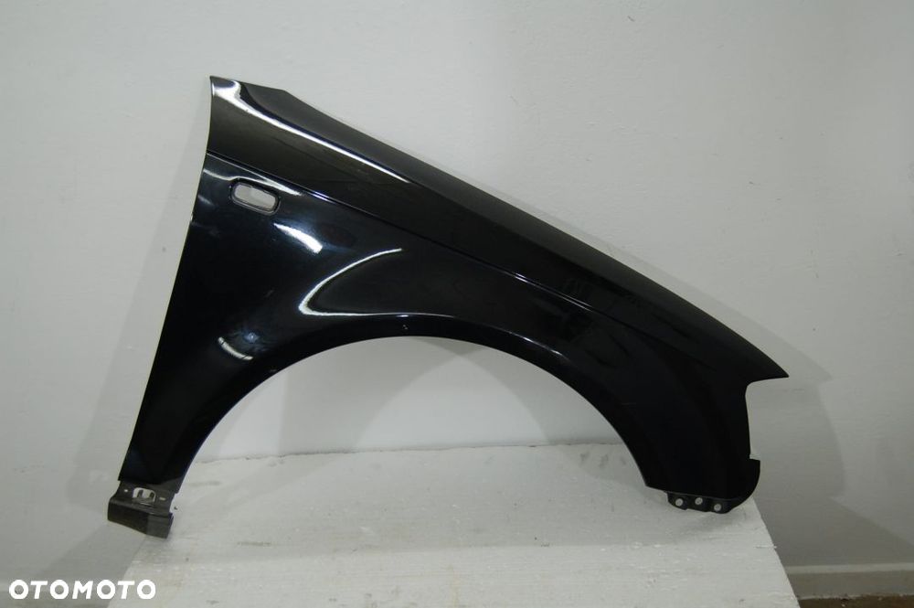 BŁOTNIK AUDI A3 8P0 2004-2007 ORYGINAŁ - 1