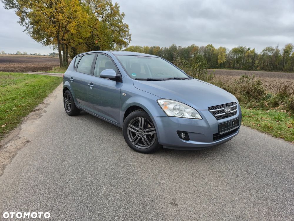 Kia Ceed Cee'd 1.6 Crdi Comfort - 21