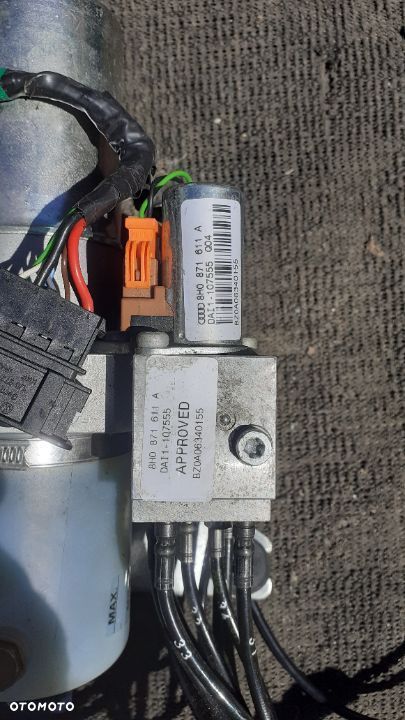 Kompresor do podnoszenia dachu Audi A4 - 1