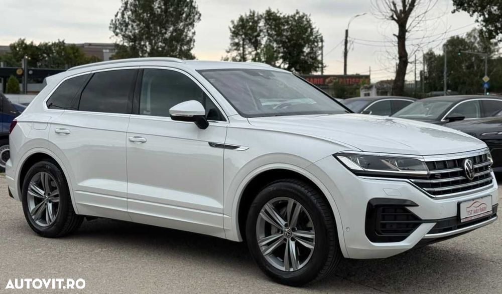 Volkswagen Touareg - 12