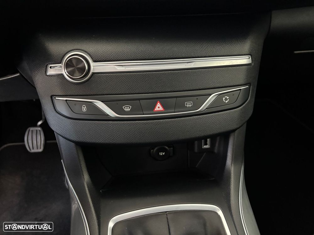 Peugeot 308 SW 1.5 BlueHDi Allure EAT6 - 16