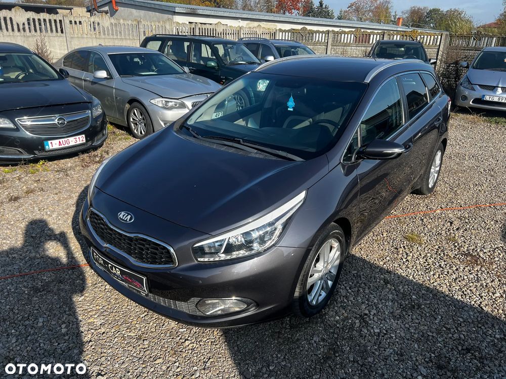 Kia Ceed - 1