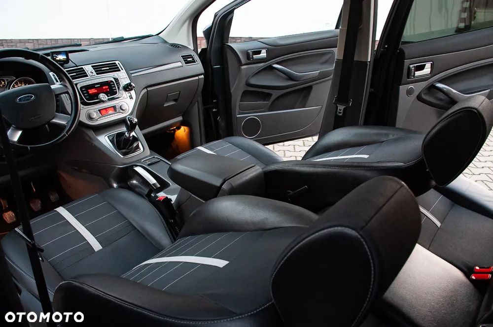 Ford Kuga 2.0 TDCi Titanium - 28