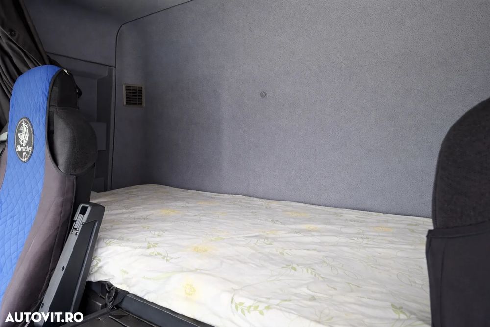 Mercedes-Benz ACTROS - 19