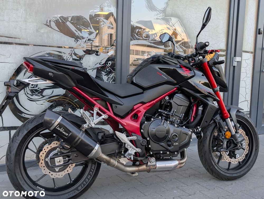 Honda CB - 16