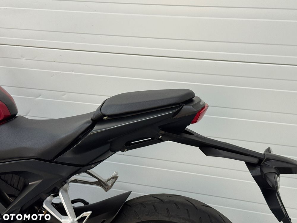 Honda CB - 16