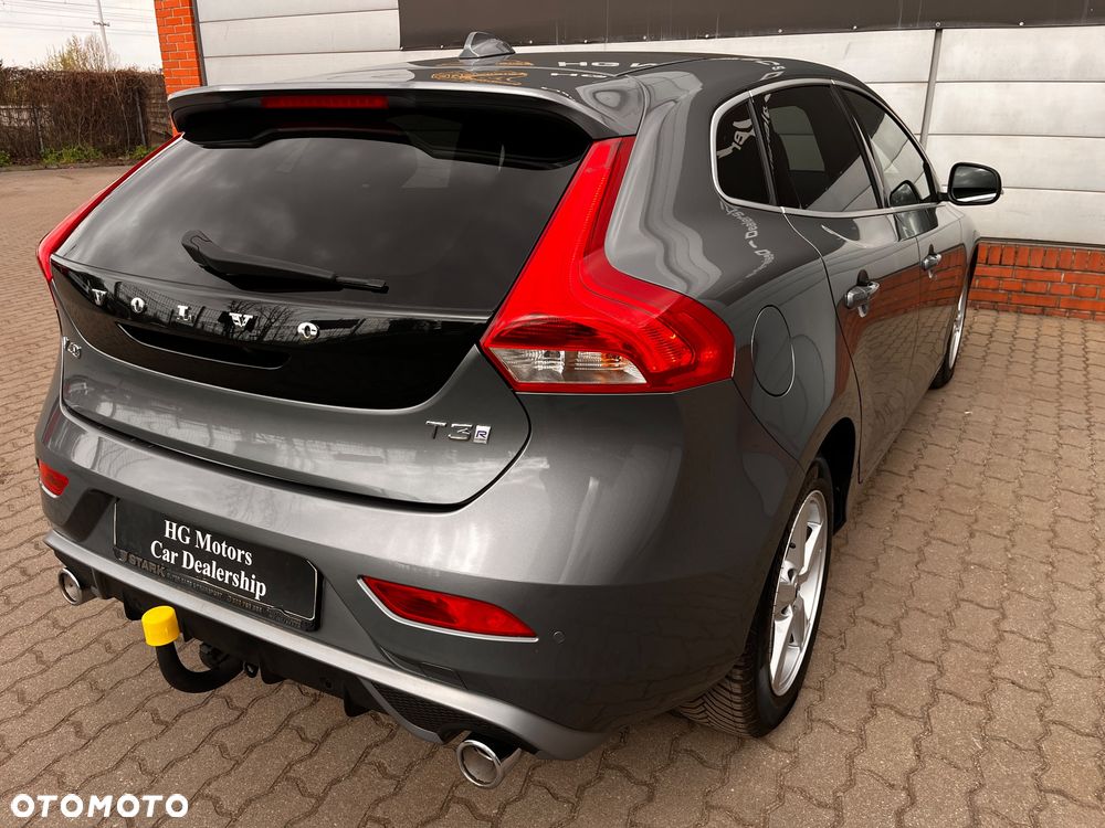Volvo V40 T3 Geartronic RDesign - 13