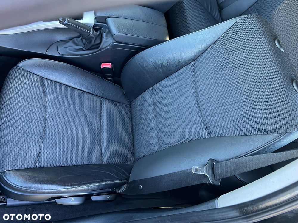 BMW Seria 3 316d - 24