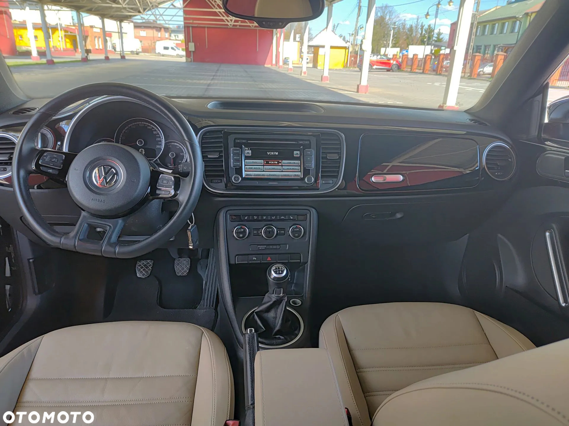 Volkswagen Beetle The Cabriolet 1.6 TDI BlueMotion Technology 50s - 22