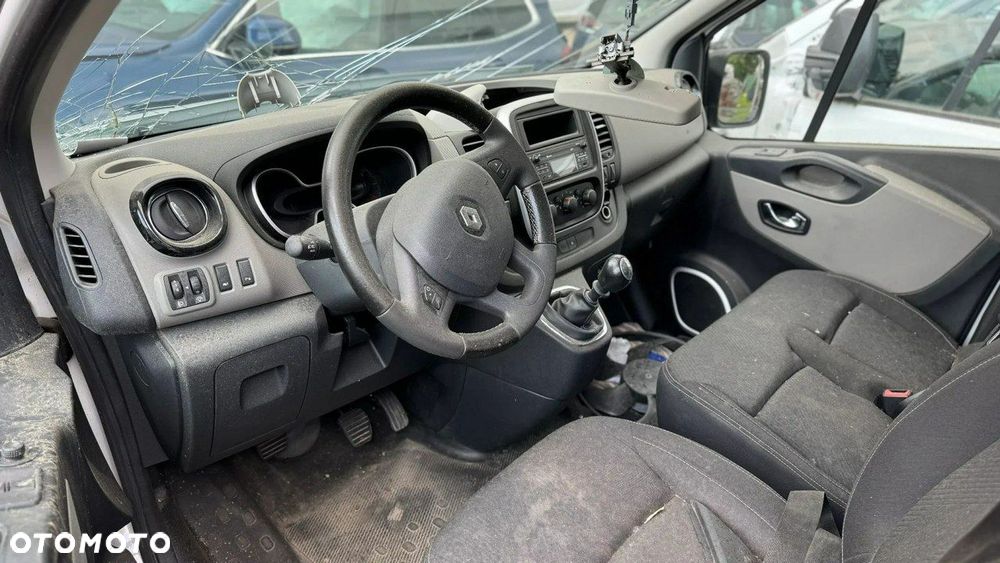 Renault Trafic - 8