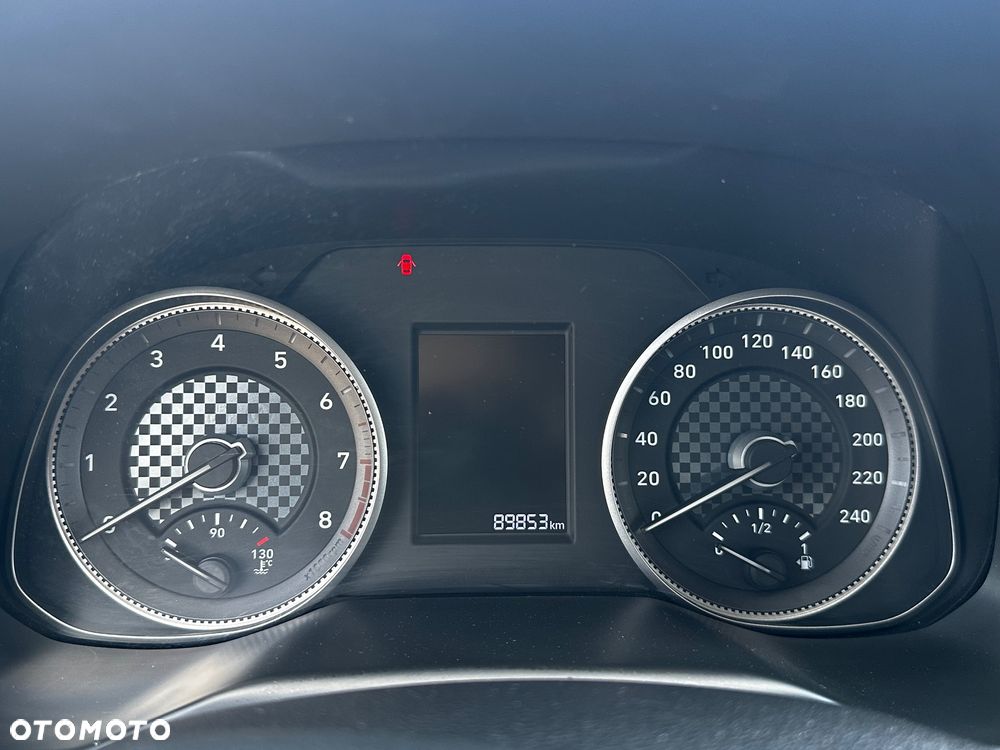 Hyundai Elantra 1.6 Comfort Premiere - 17