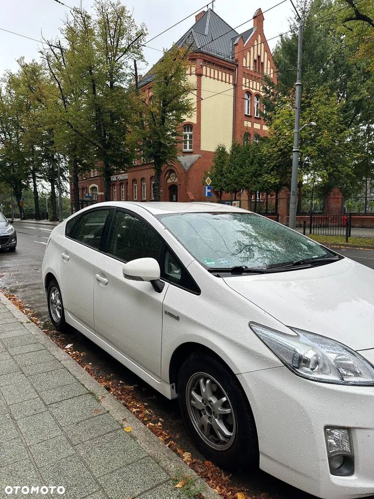 Toyota Prius 1.8 Hybrid Active - 1