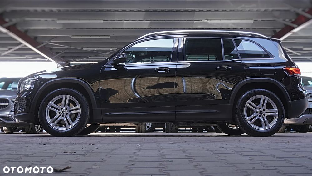 Mercedes-Benz GLB 200 7G-DCT - 8